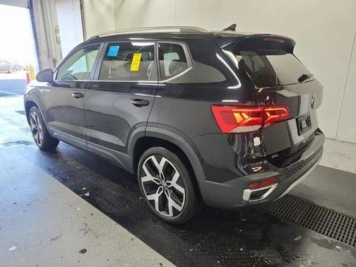 2022 Volkswagen Taos 1.5T SEL