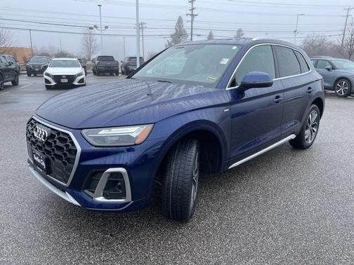 2022 Audi Q5 45 S line Premium Plus