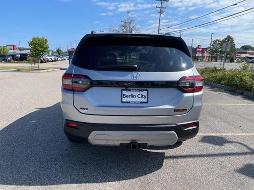 2025 Honda Pilot TrailSport