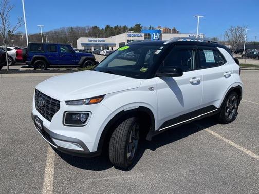 2022 Hyundai VENUE Limited