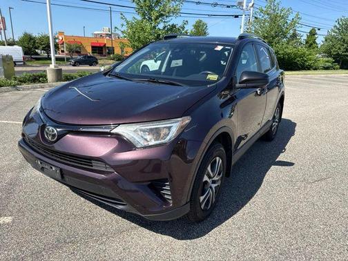 Barcelona Red Metallic 2017 Toyota RAV4 LE