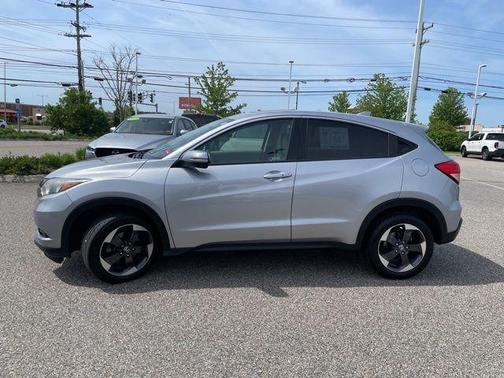 Lunar Silver Metallic 2018 Honda HR-V EX