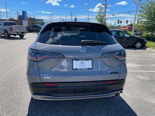 Urban Gray Pearl 2023 Honda HR-V AWD Sport