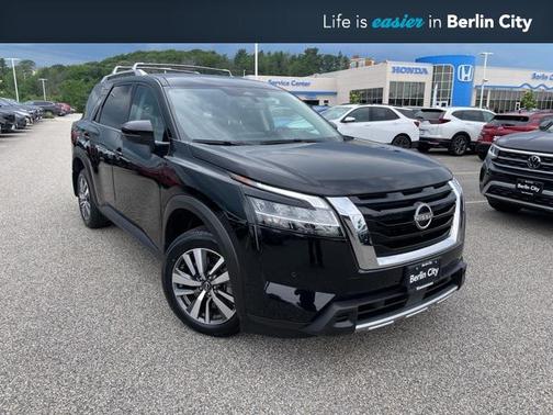 2024 Nissan Pathfinder SL 4WD