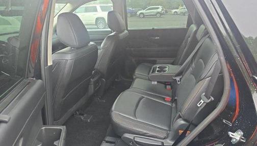 2024 Nissan Pathfinder SL 4WD