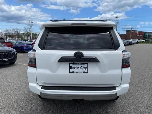 2020 Toyota 4Runner TRD Off Road