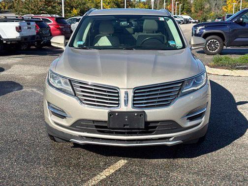 Palladium White Gold Metallic 2017 Lincoln MKC Select
