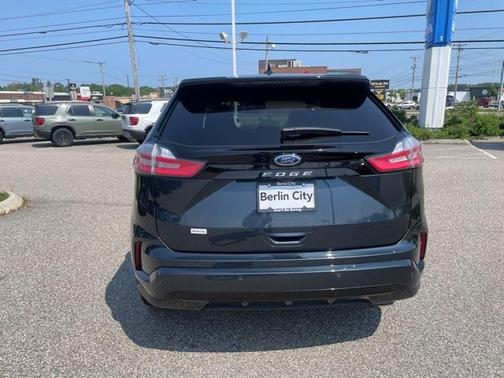 2022 Ford Edge ST Line