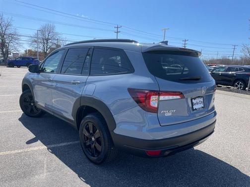 2022 Honda Pilot AWD TrailSport