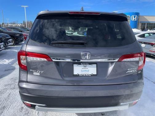 2022 Honda Pilot Touring 8-Passenger