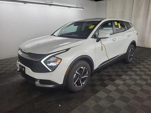 2023 Kia Sportage Hybrid LX