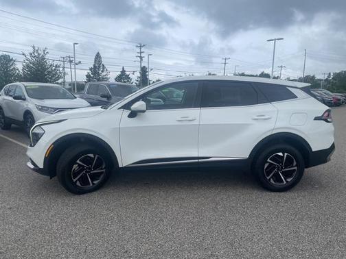 2023 Kia Sportage Hybrid LX