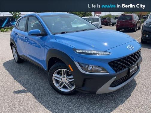 2022 Hyundai KONA SE