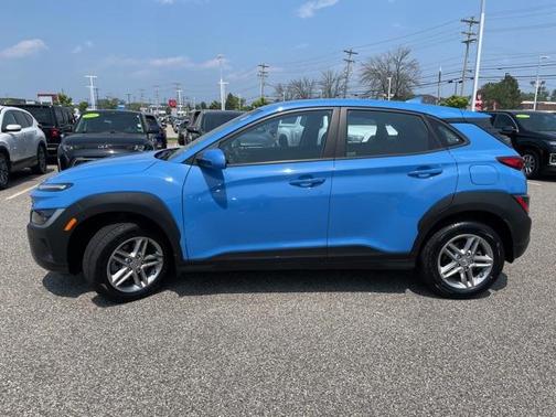 2022 Hyundai KONA SE