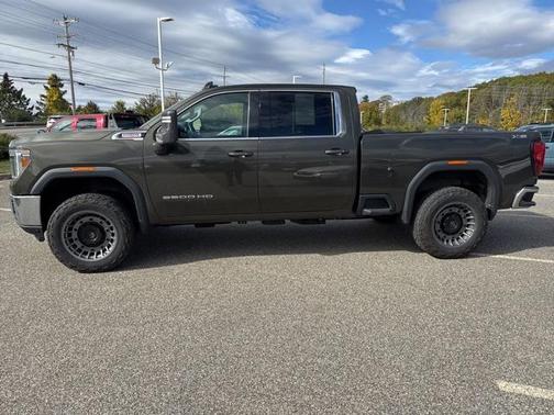 2022 GMC Sierra 2500 SLE