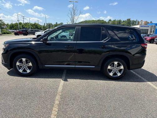 Crystal Black Pearl 2023 Honda Pilot AWD EX-L 7 Passenger