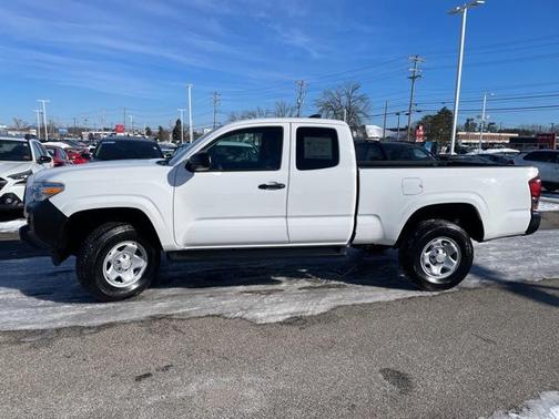 2023 Toyota Tacoma SR