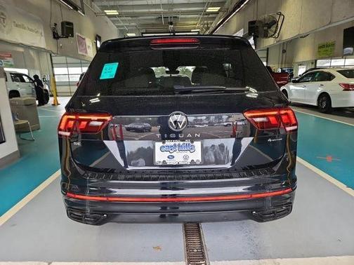 2023 Volkswagen Tiguan 2.0T SE R-Line Black 4MOTION