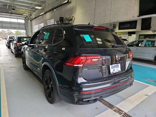 2023 Volkswagen Tiguan 2.0T SE R-Line Black 4MOTION