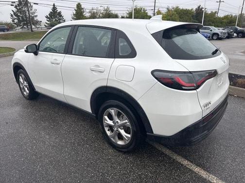 2025 Honda HR-V LX