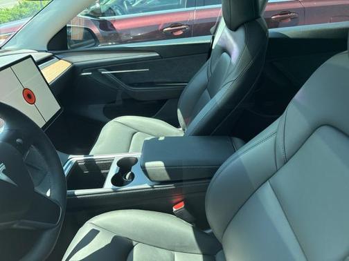 2024 Tesla Model Y Performance Dual Motor All-Wheel Drive