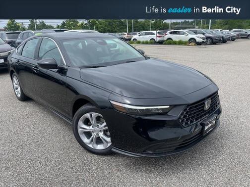 2025 Honda Accord LX 1.5T