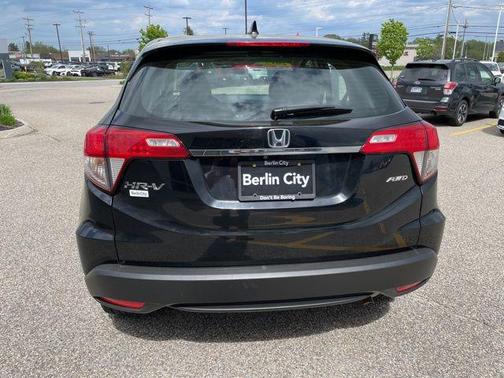 Crystal Black Pearl 2019 Honda HR-V LX