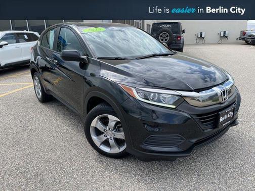 Crystal Black Pearl 2019 Honda HR-V LX