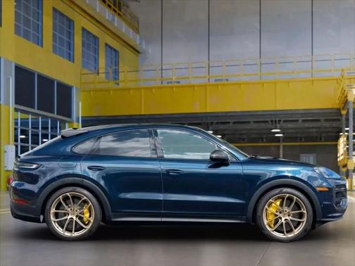 2024 Porsche Cayenne Turbo GT