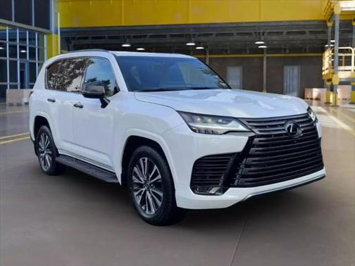 2022 Lexus LX 600 Premium