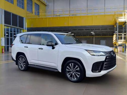 2022 Lexus LX 600 Premium