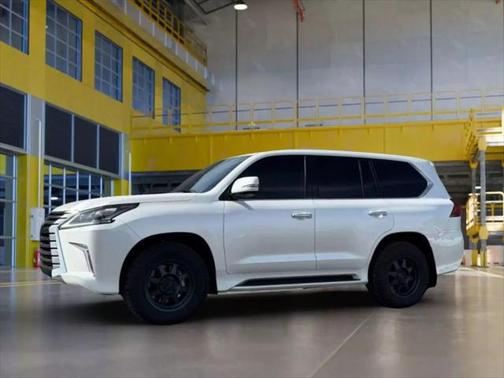 2021 Lexus LX 570 Three-Row