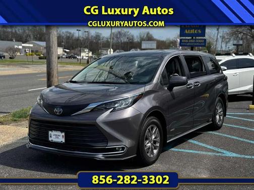 2021 Toyota Sienna XLE 7 Passenger