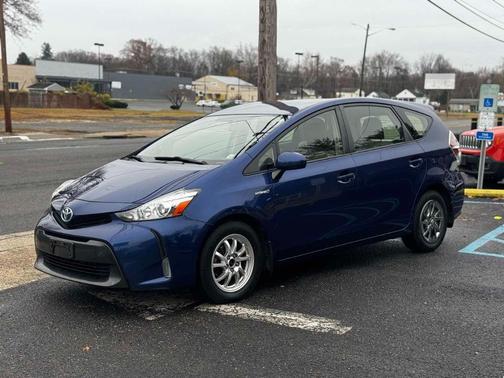 2017 Toyota Prius v Three