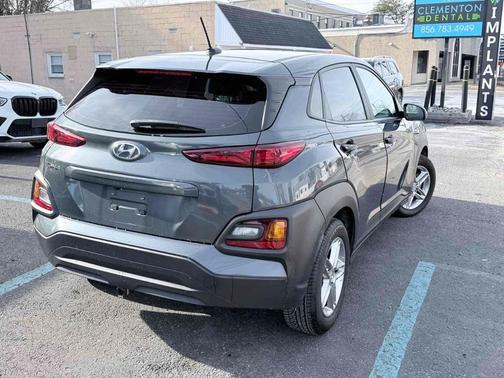 2021 Hyundai KONA SE