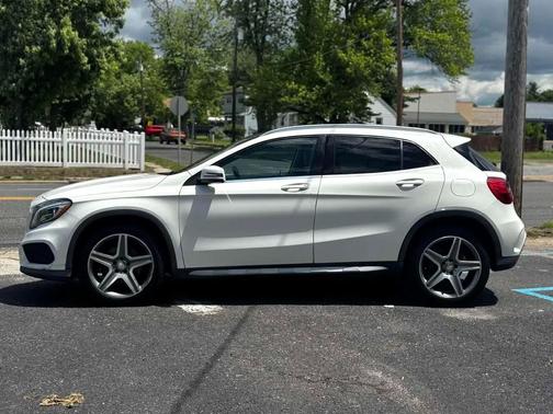 2015 Mercedes-Benz GLA-Class 4MATIC