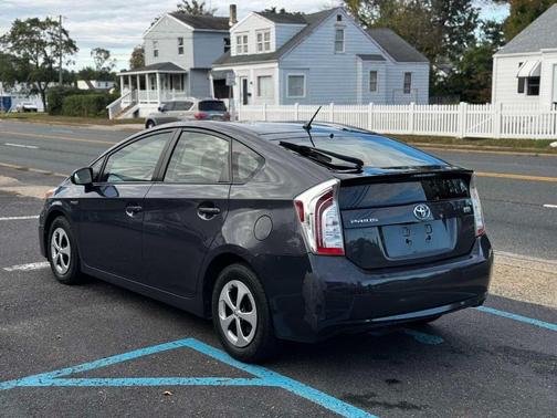 2014 Toyota Prius Two