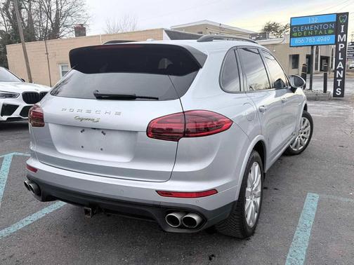 2017 Porsche Cayenne Cayenne S E-Hybrid Platinum Edition