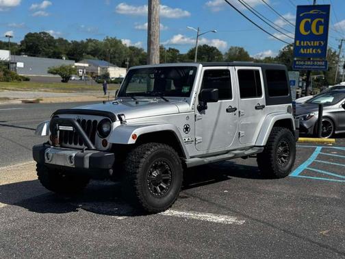 2011 Jeep Wrangler Unlimited Sahara
