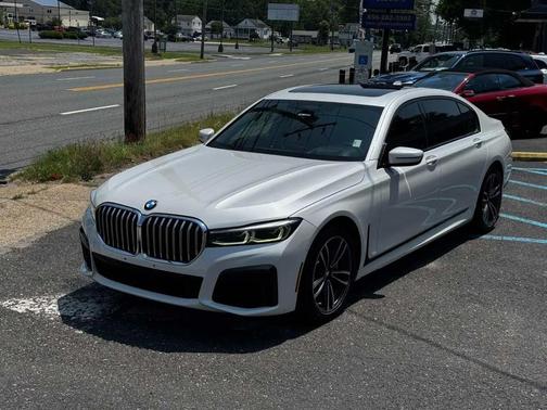 White 2020 BMW 750 i xDrive