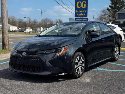 2022 Toyota Corolla Hybrid LE