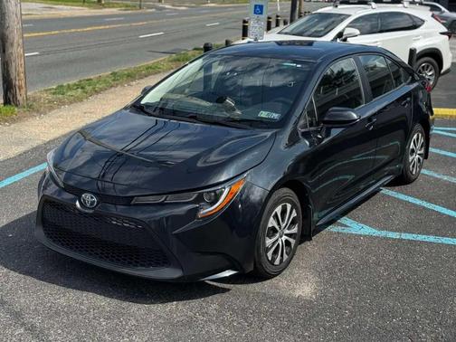 2022 Toyota Corolla Hybrid LE