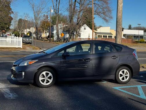 2012 Toyota Prius Two