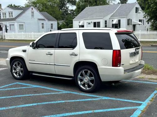 2009 Cadillac Escalade Base
