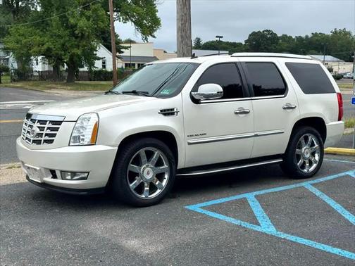 2009 Cadillac Escalade Base