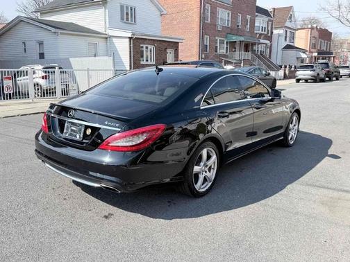 Black 2012 Mercedes-Benz CLS-Class CLS 550 4MATIC