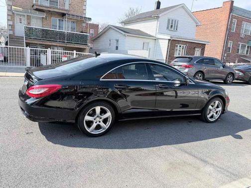 Black 2012 Mercedes-Benz CLS-Class CLS 550 4MATIC