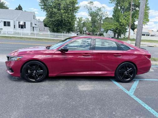 San Marino Red 2022 Honda Accord Hybrid Sport