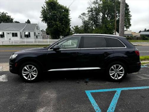 2017 Audi Q7 3.0T Premium