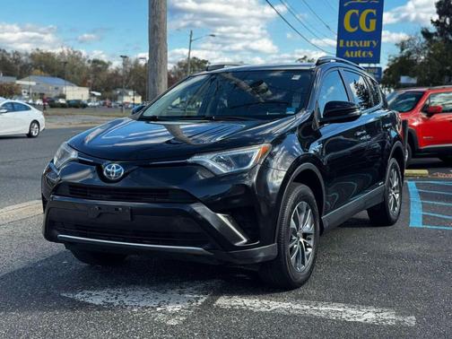 2017 Toyota RAV4 Hybrid LE Plus